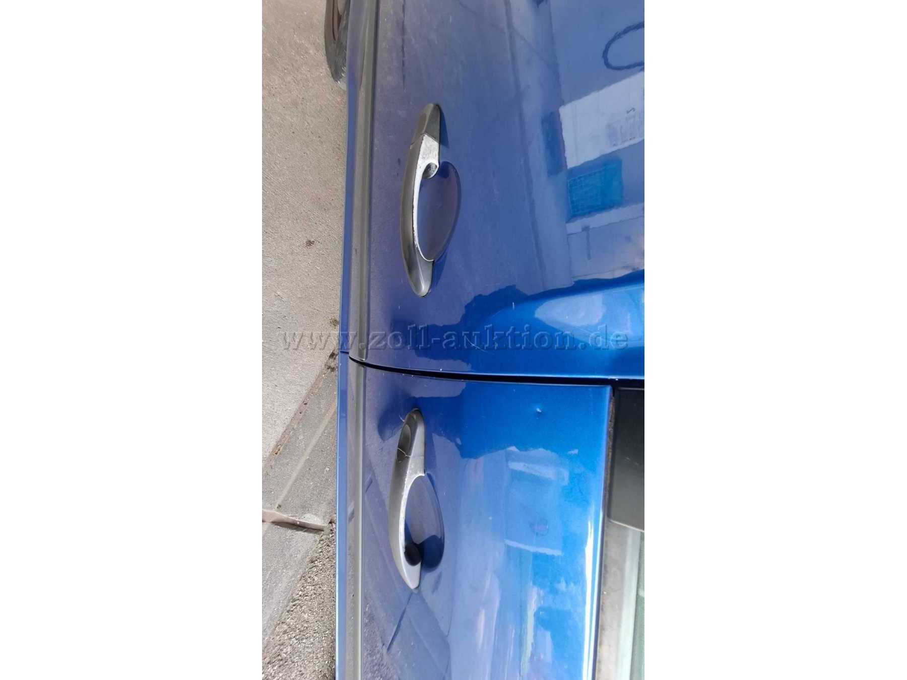 Schaden Türe und Schiebetüre rechts