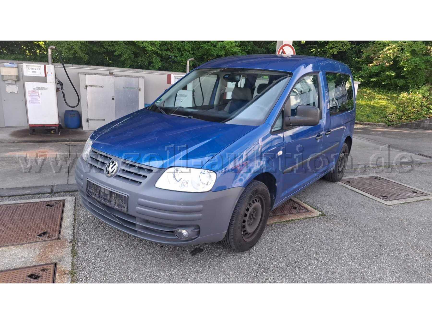 Vorne , seitlich links