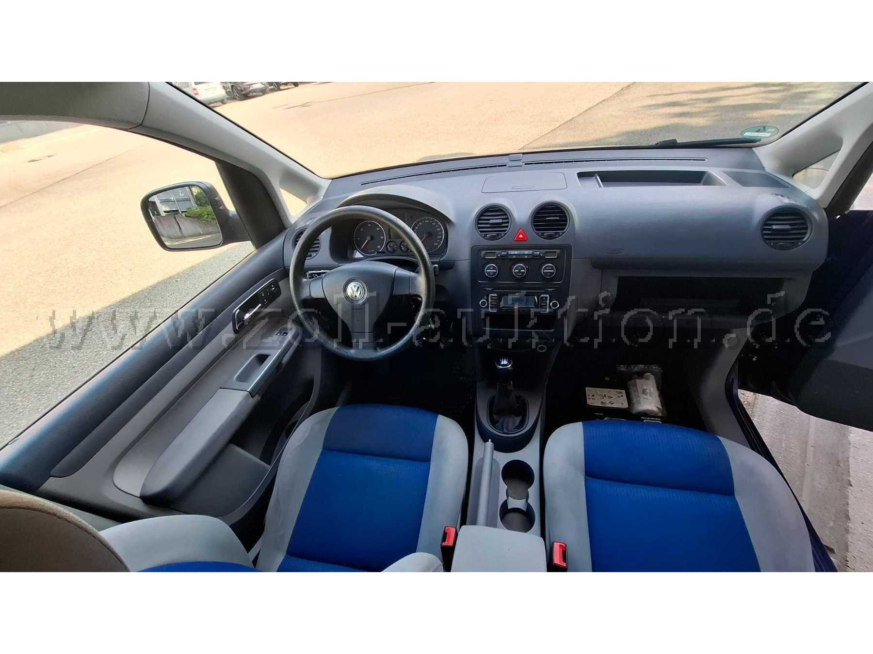 Innenraum vorne komplett