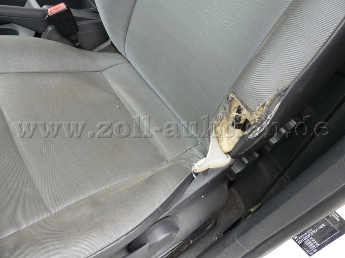 1 Volkswagen Caddy 1.2 TSI bestelwagen – foto 10 – kavel bij Zoll-Auktion, Hörstel