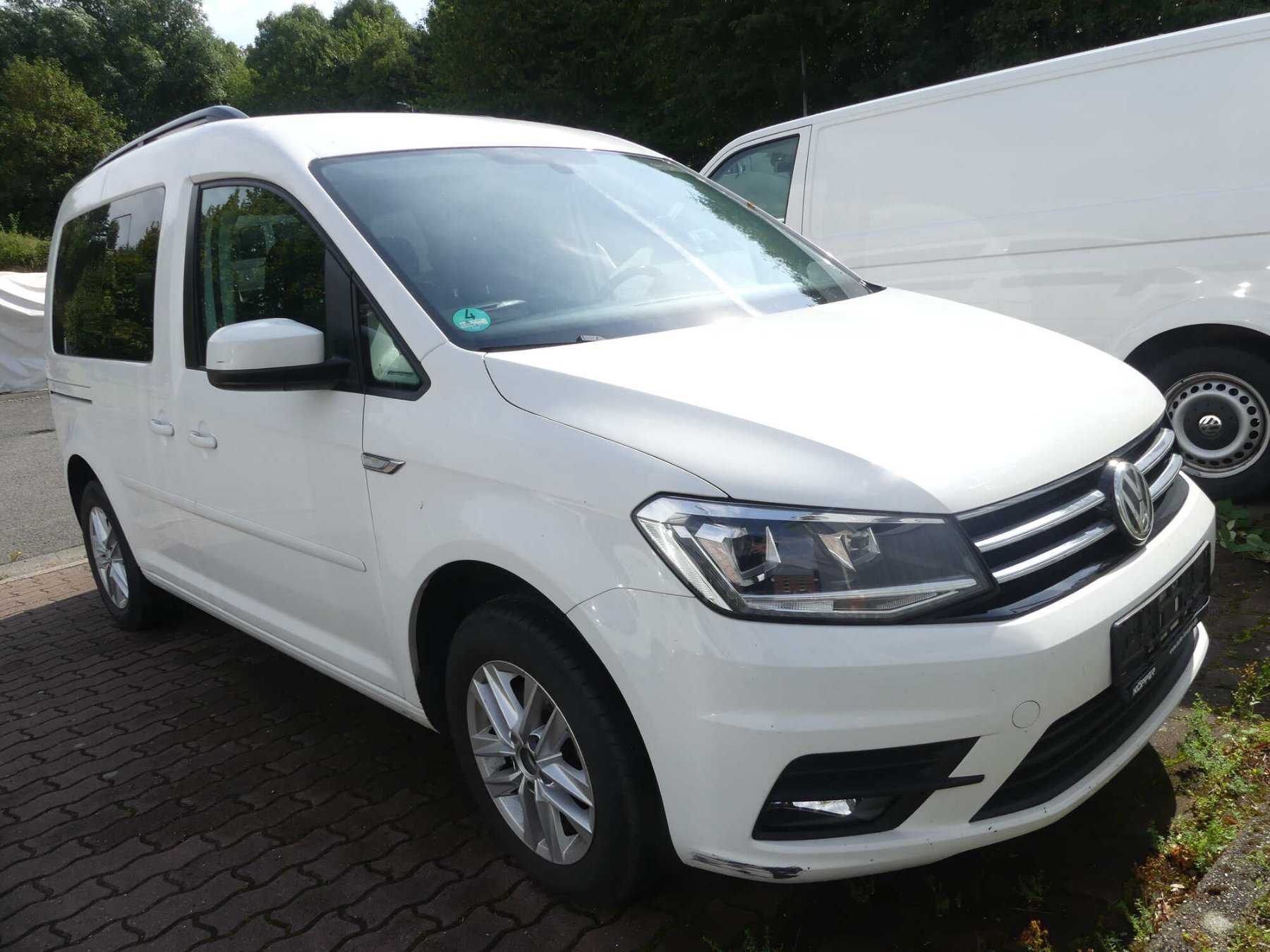 1 Volkswagen Caddy 2.0 TDI BMT Comfortline