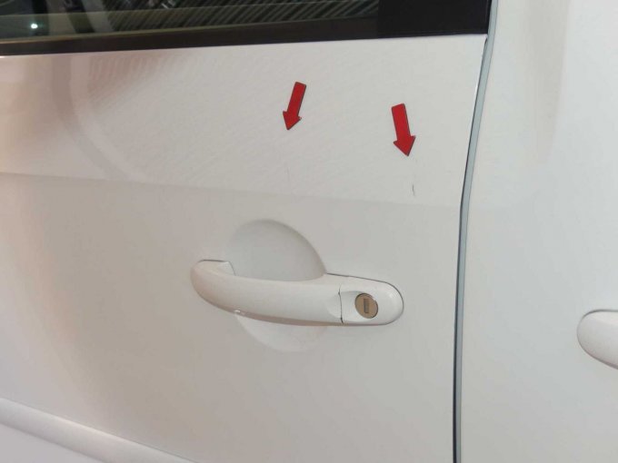 1 Volkswagen Caddy 2.0 TDI BMT Comfortline – foto 9 – kavel bij Zoll-Auktion, Datteln