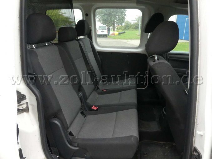 1 Volkswagen Caddy 2.0 TDI BMT Kombi - BW1-142, Ersatzteilträger – foto 12 – kavel bij Zoll-Auktion, Lübeck