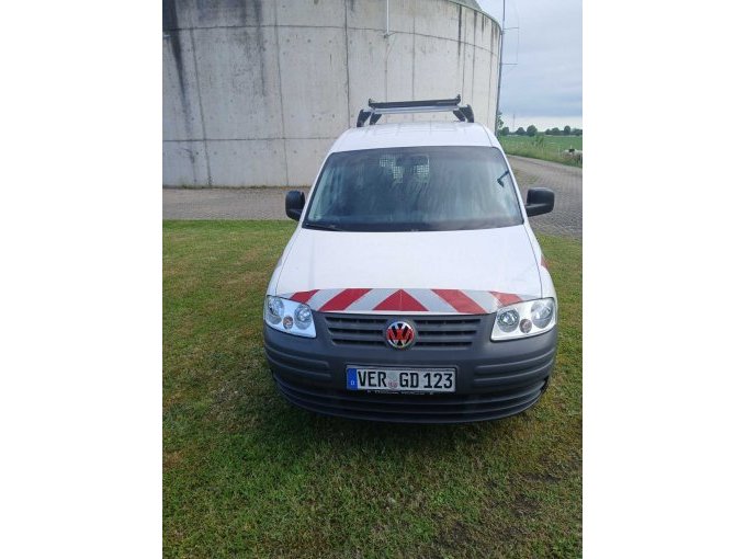 1 Volkswagen Caddy Kastenwagen (Baujahr 2009) – fahrbereit, TÜV bis 10/2027 – foto 3 – kavel bij Zoll-Auktion, Dörverden