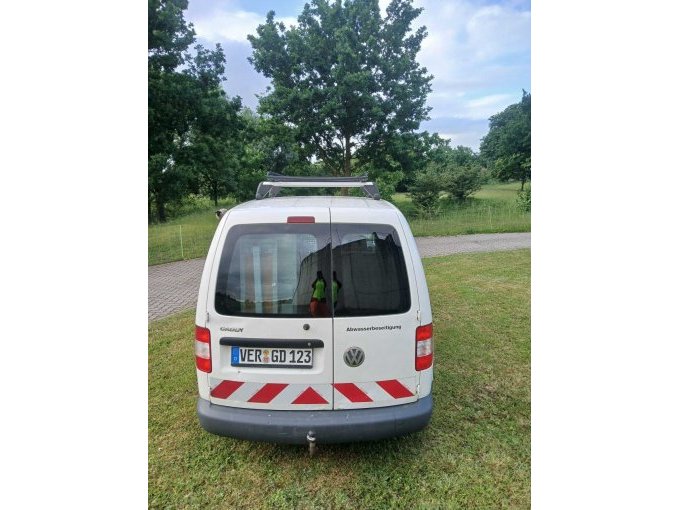 1 Volkswagen Caddy Kastenwagen (Baujahr 2009) – fahrbereit, TÜV bis 10/2027 – foto 4 – kavel bij Zoll-Auktion, Dörverden