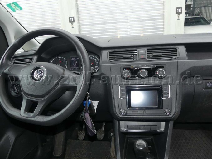 Innenansicht vorne Mitte