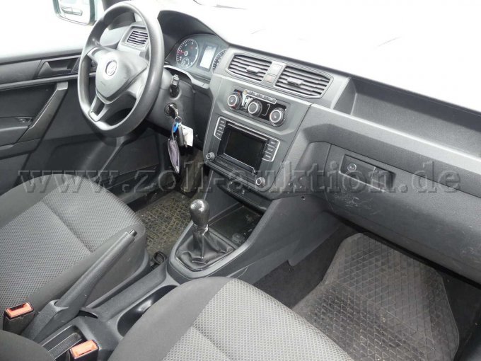 Innenansicht vorne rechts