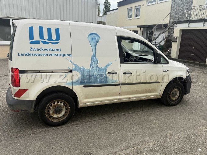 1 Volkswagen Caddy bedrijfswagen (SA) (03.2015–2020) bestelwagen 4Motion – foto 6 – kavel bij Zoll-Auktion, Langenau