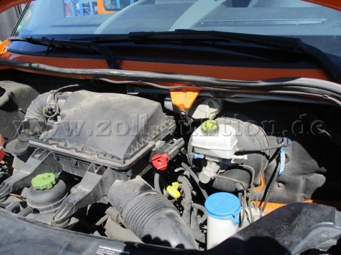 VW Crafter, Ansicht Motorraum