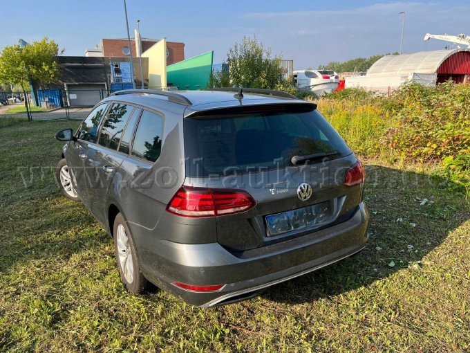 VW Golf hinten links