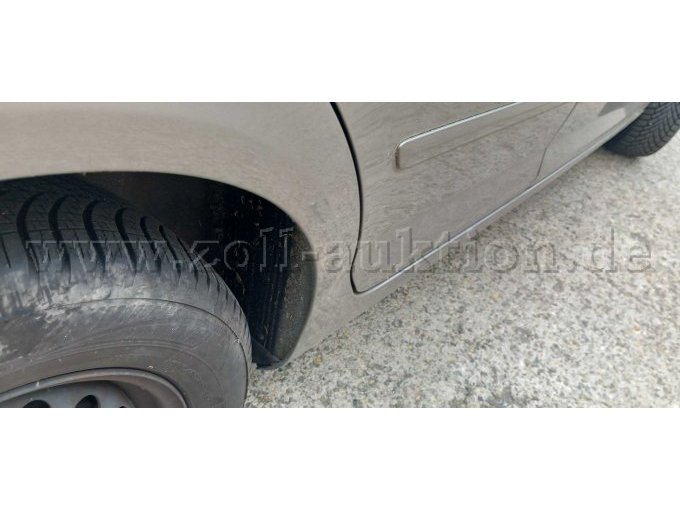 1 Volkswagen Golf Plus 1 KP – foto 13 – kavel bij Zoll-Auktion, Freiburg im Breisgau