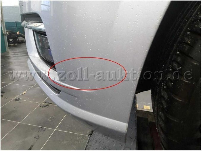 Stoßfänger vorne Lackierung, verschrammt, polieren