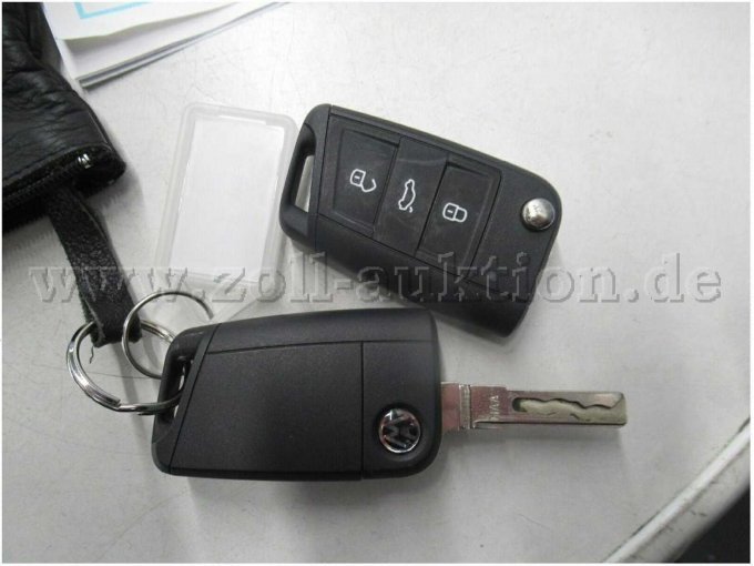 Fahrzeugschlüssel