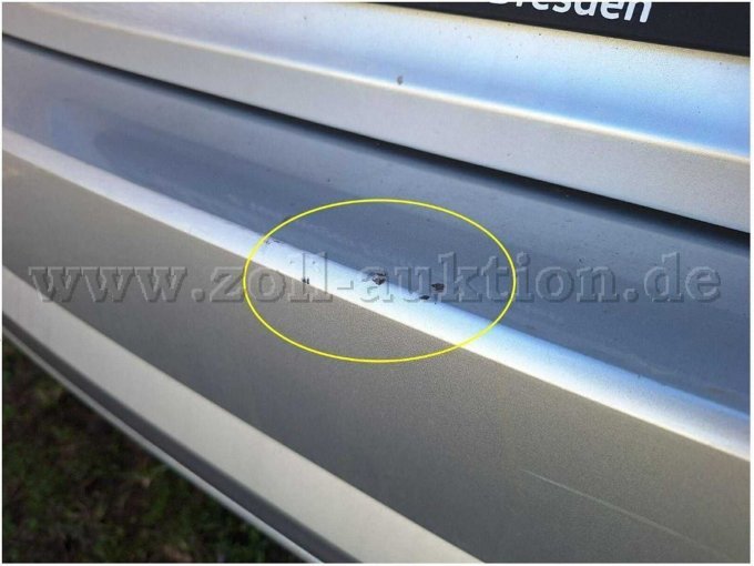 Stoßfänger hinten verkratzt