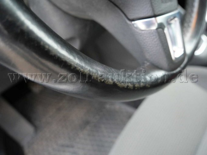 Beschädigung Lenkrad