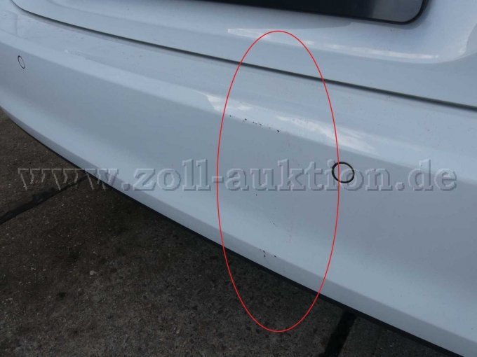 Schaden Stoßfänger hinten