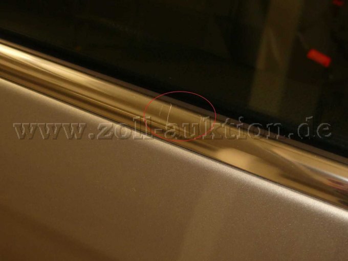 Kratzer Zierleiste vorn rechts