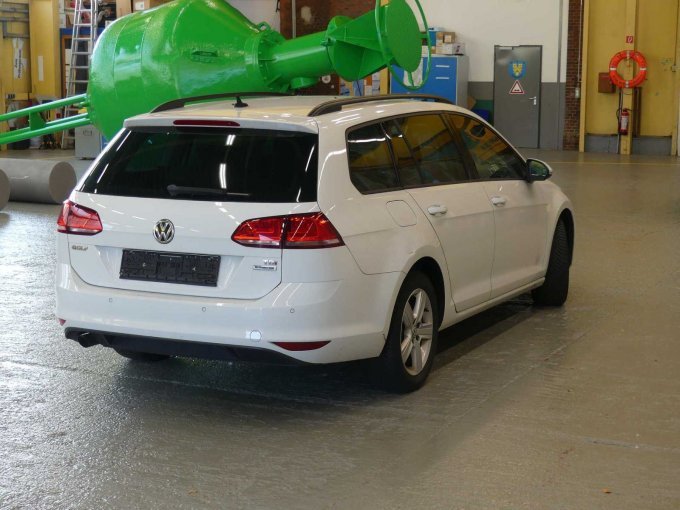 1 Volkswagen Golf Variant 1,6 TDI Comfortline – foto 11 – kavel bij Zoll-Auktion, Wilhelmshaven