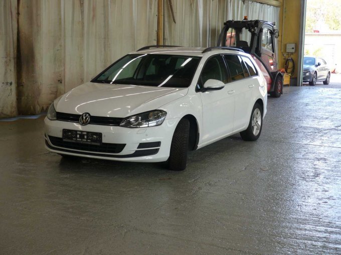 1 Volkswagen Golf Variant 1,6 TDI Comfortline – kavel bij Zoll-Auktion, Wilhelmshaven