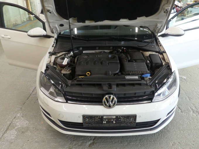 1 Volkswagen Golf Variant 1,6 TDI Comfortline – foto 18 – kavel bij Zoll-Auktion, Wilhelmshaven