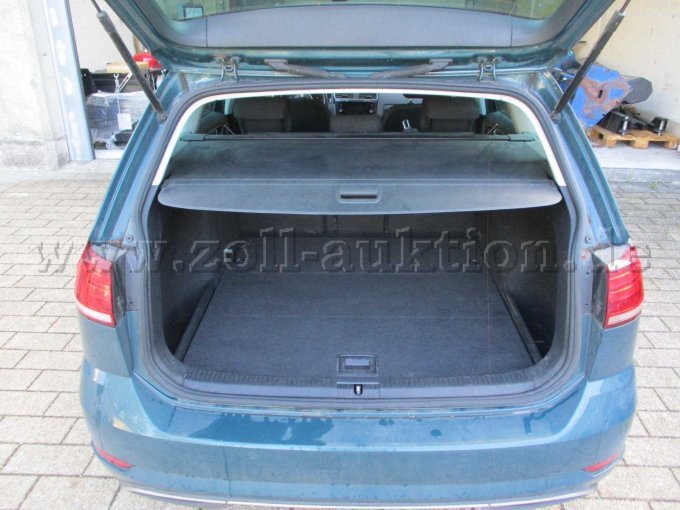 1 Volkswagen Golf Variant (AUV) Unfallfahrzeug – foto 11 – kavel bij Zoll-Auktion, Oldenburg