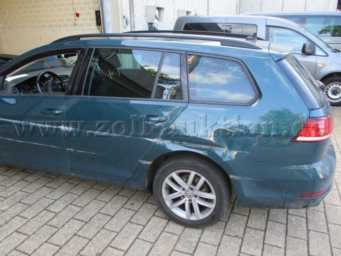 1 Volkswagen Golf Variant (AUV) Unfallfahrzeug – foto 14 – kavel bij Zoll-Auktion, Oldenburg