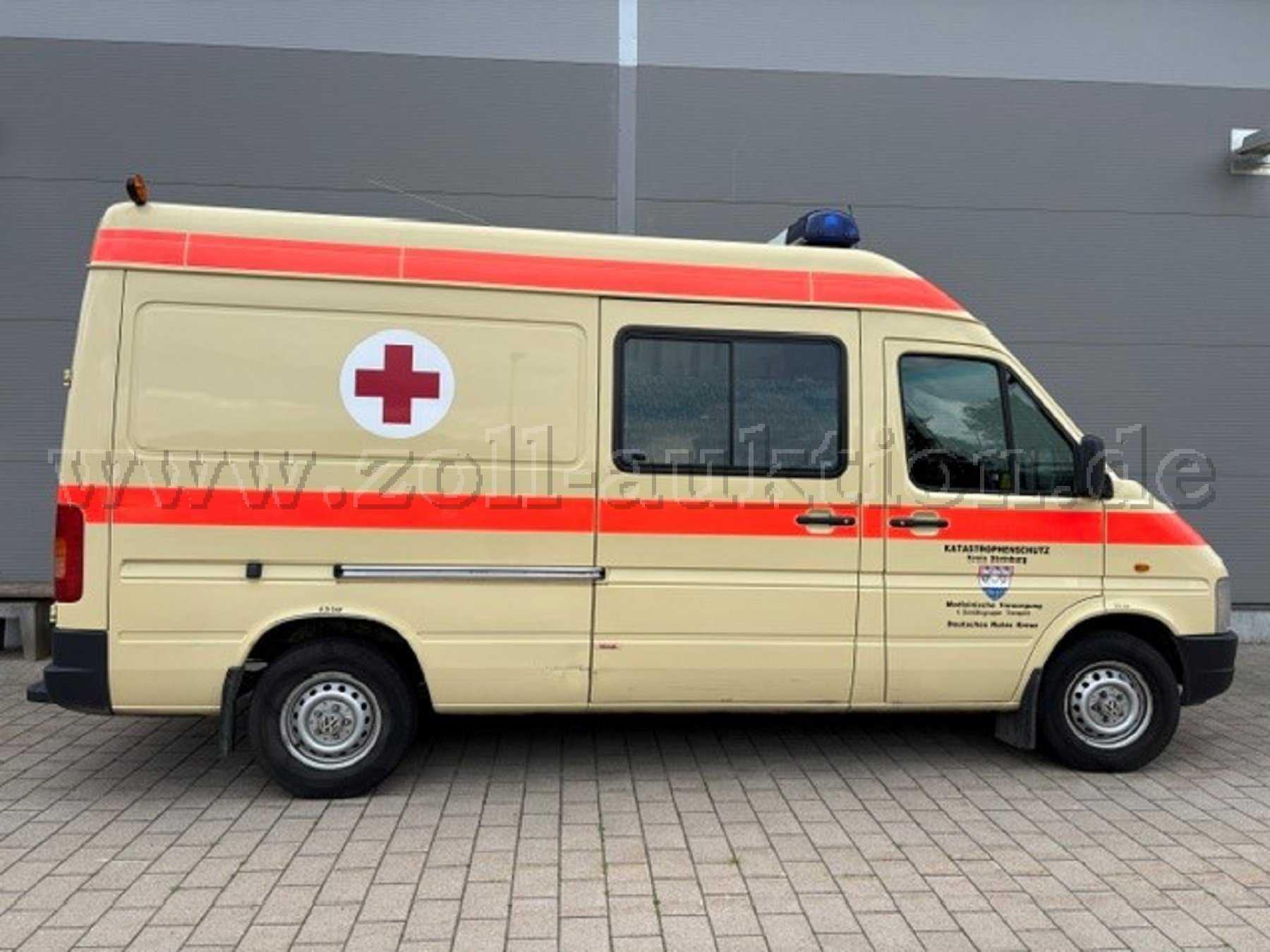 Seitenansicht mit Tür