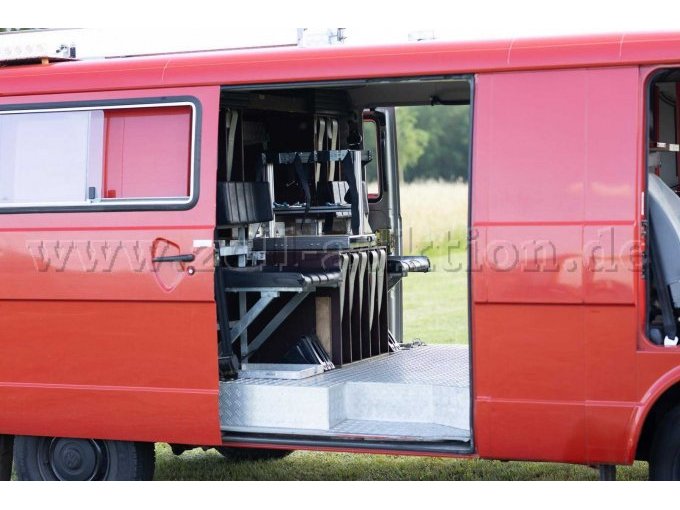 1 Volkswagen LT 31 Tragkraftspritzen und Löschfahrzeug – foto 3 – kavel bij Zoll-Auktion, Dedelstorf