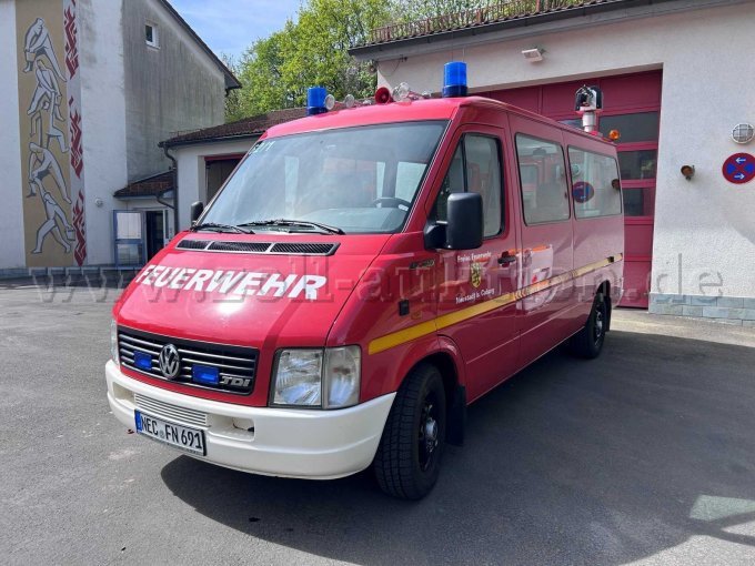 linke Fahrzeugseite
