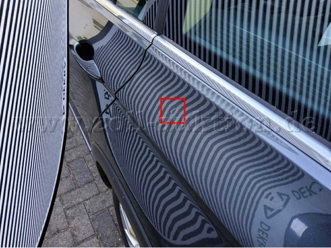 Seitenteil hinten links, eingedellt, drücken