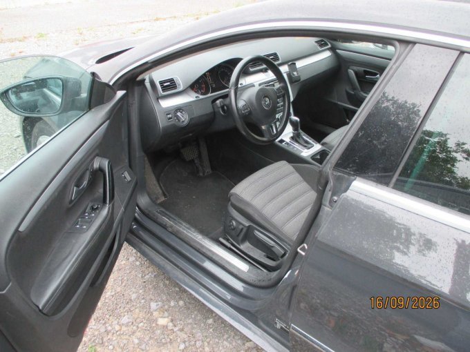 1 Volkswagen Passat CC 3,6 l V6 4Motion DSG !! MOTORSCHADE !! – foto 8 – kavel bij Zoll-Auktion, Stuttgart