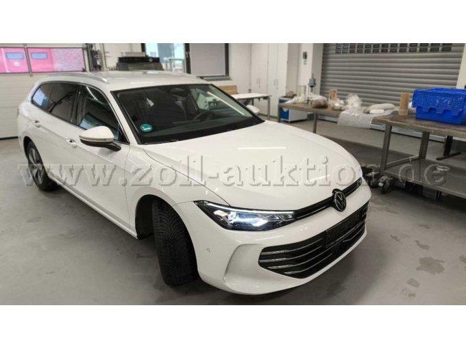 Fahrzeug vorne und Seitenansicht 
Beifahrerseite