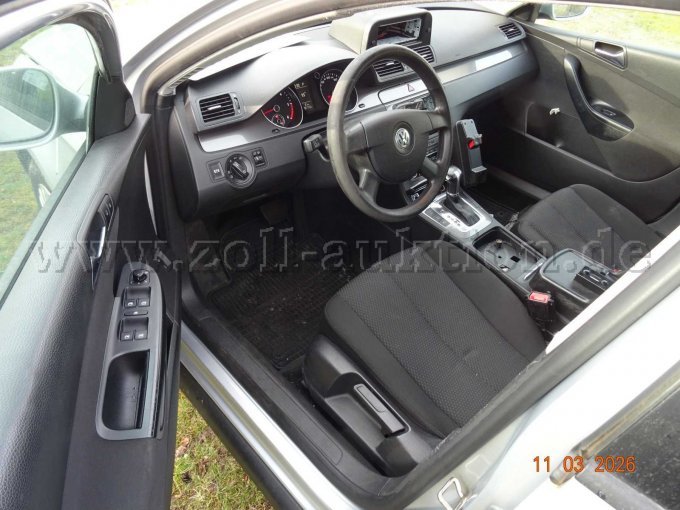 Innenraum Fahrerseite