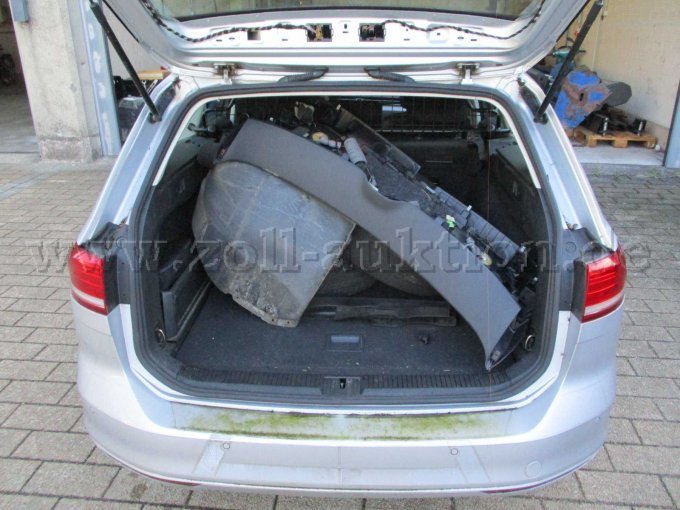1 Volkswagen Passat Variant (3C), Ersatzteilträger – foto 13 – kavel bij Zoll-Auktion, Oldenburg