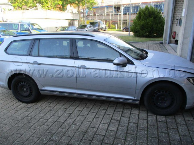 1 Volkswagen Passat Variant (3C), Ersatzteilträger – foto 3 – kavel bij Zoll-Auktion, Oldenburg