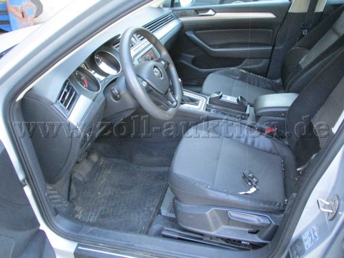 1 Volkswagen Passat Variant (3C), Ersatzteilträger – foto 9 – kavel bij Zoll-Auktion, Oldenburg