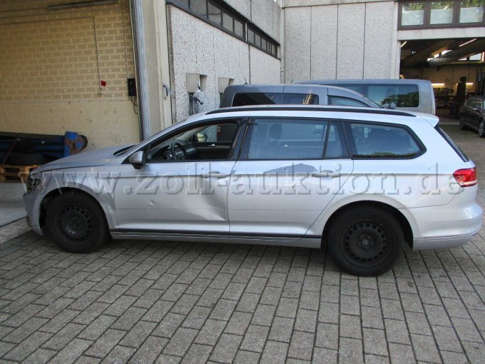 1 Volkswagen Passat Variant (3C), Ersatzteilträger – foto 7 – kavel bij Zoll-Auktion, Oldenburg