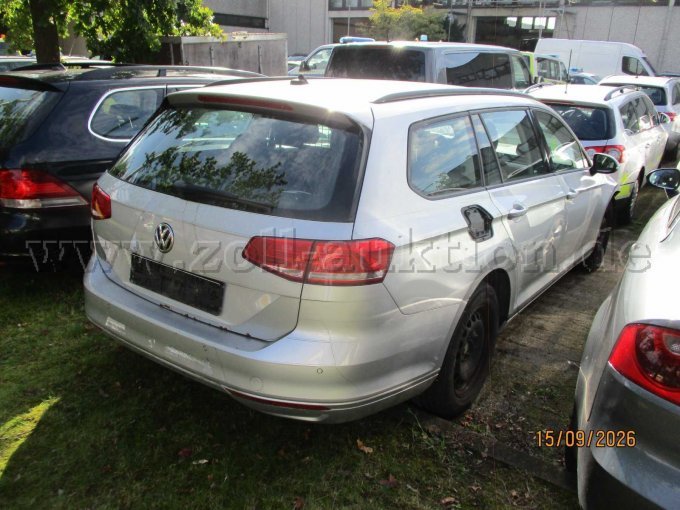 1 Volkswagen Passat Variant (3C) Unfallfahrzeug – foto 5 – kavel bij Zoll-Auktion, Oldenburg