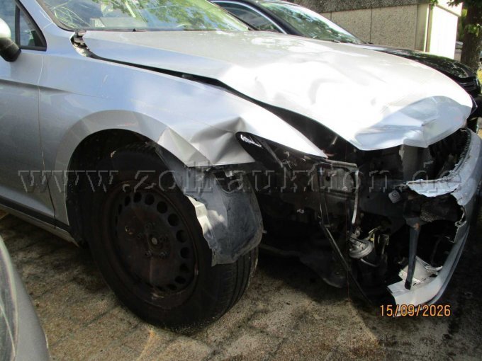 1 Volkswagen Passat Variant (3C) Unfallfahrzeug – foto 3 – kavel bij Zoll-Auktion, Oldenburg