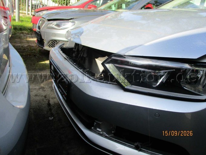 1 Volkswagen Passat Variant (3C) Unfallfahrzeug – foto 10 – kavel bij Zoll-Auktion, Oldenburg