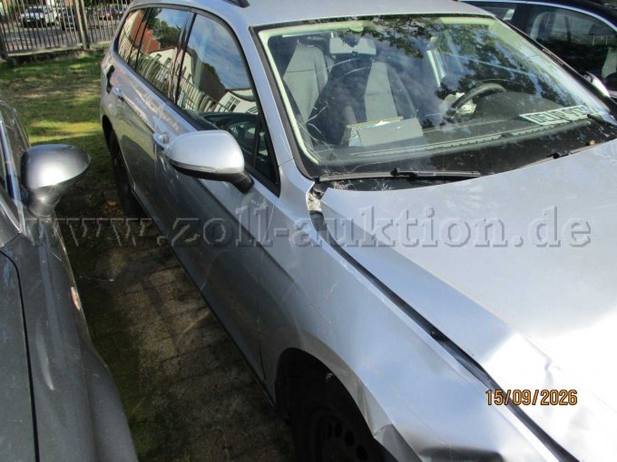 1 Volkswagen Passat Variant (3C) Unfallfahrzeug – foto 4 – kavel bij Zoll-Auktion, Oldenburg