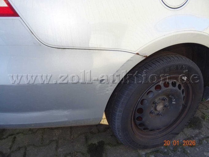 Radlauf und Stoßfänger hinten rechts