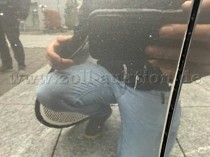 Tür hinten rechts Kratzer und Dellen