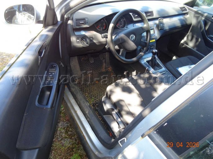 Innenraum Fahrerseite