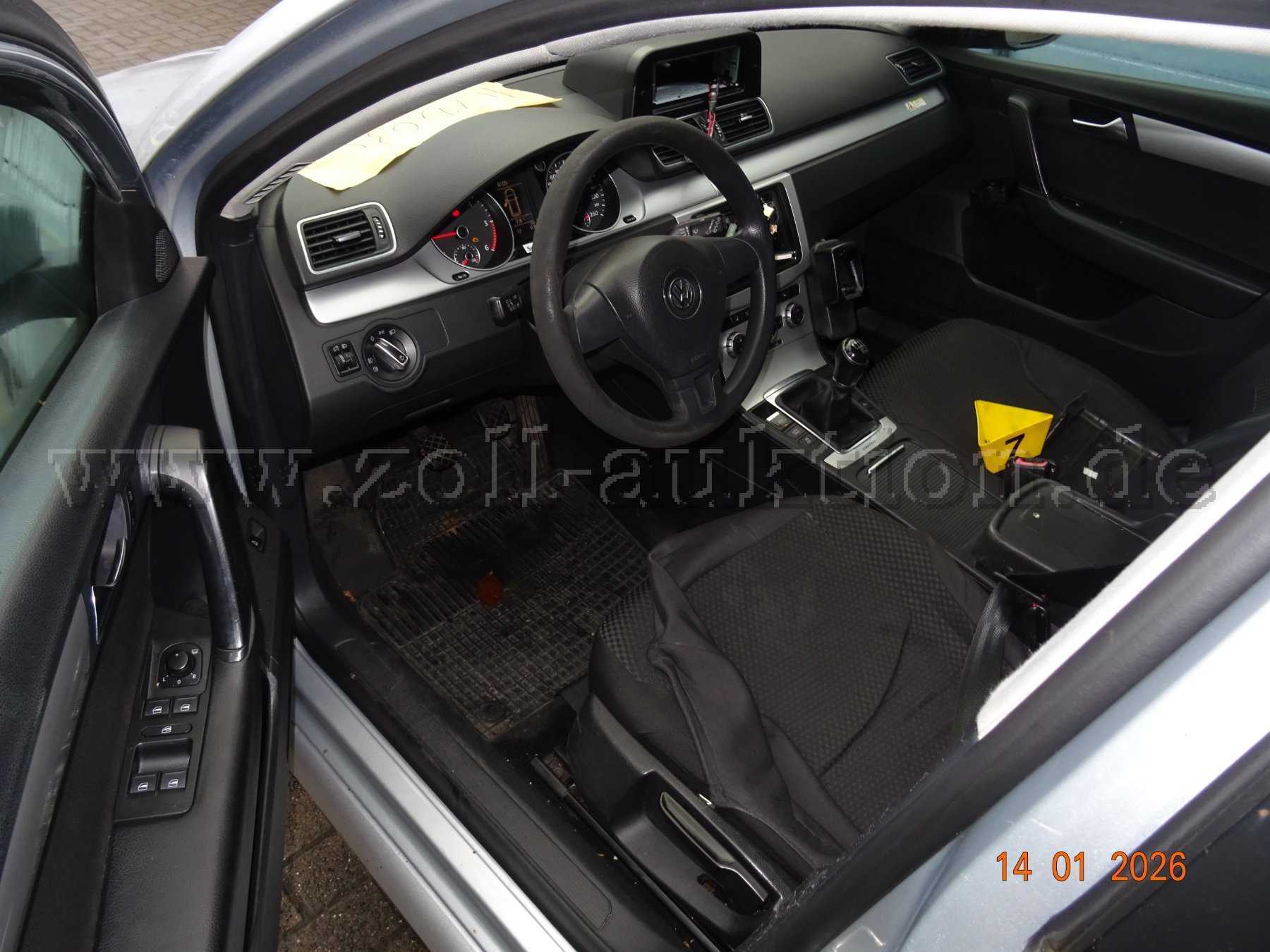 Innenraum Fahrerseite