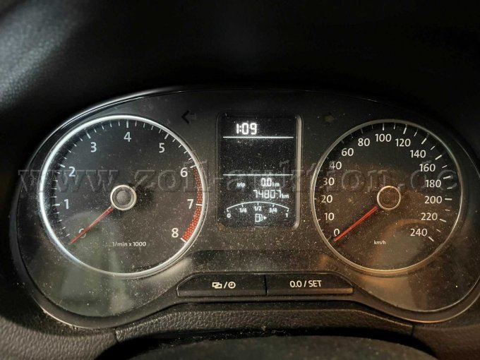 1 Volkswagen Polo(Kein TÜV) – foto 5 – kavel bij Zoll-Auktion, Morsbach