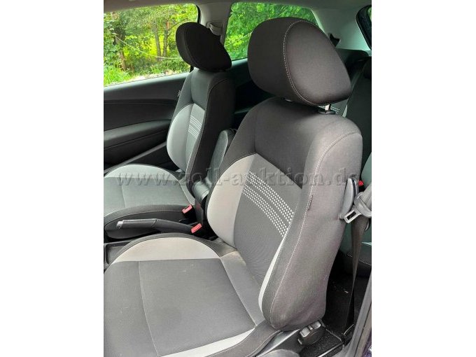 1 Volkswagen Polo(Kein TÜV) – foto 8 – kavel bij Zoll-Auktion, Morsbach