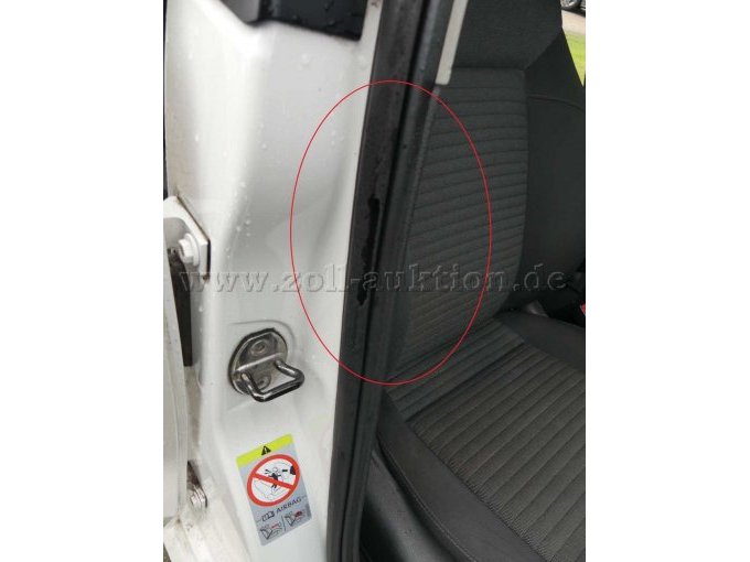 Schäden an der Säule