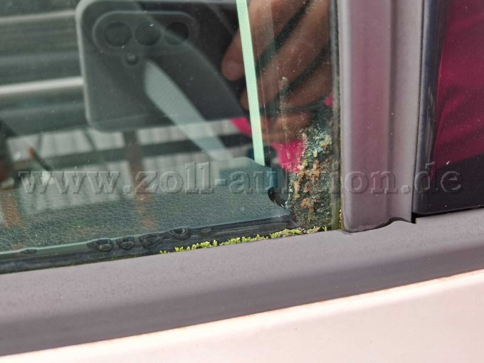 1 Volkswagen Polo, Schräghecklimousine – foto 6 – kavel bij Zoll-Auktion, Holzminden