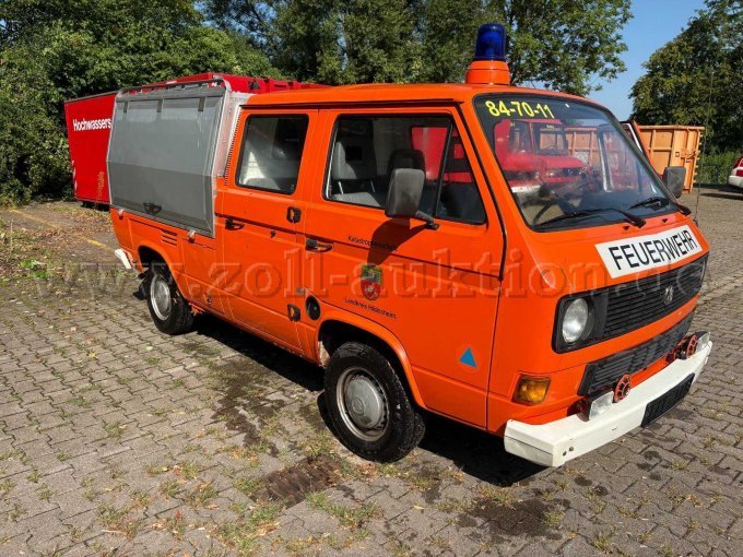 T3 mit Blaulicht